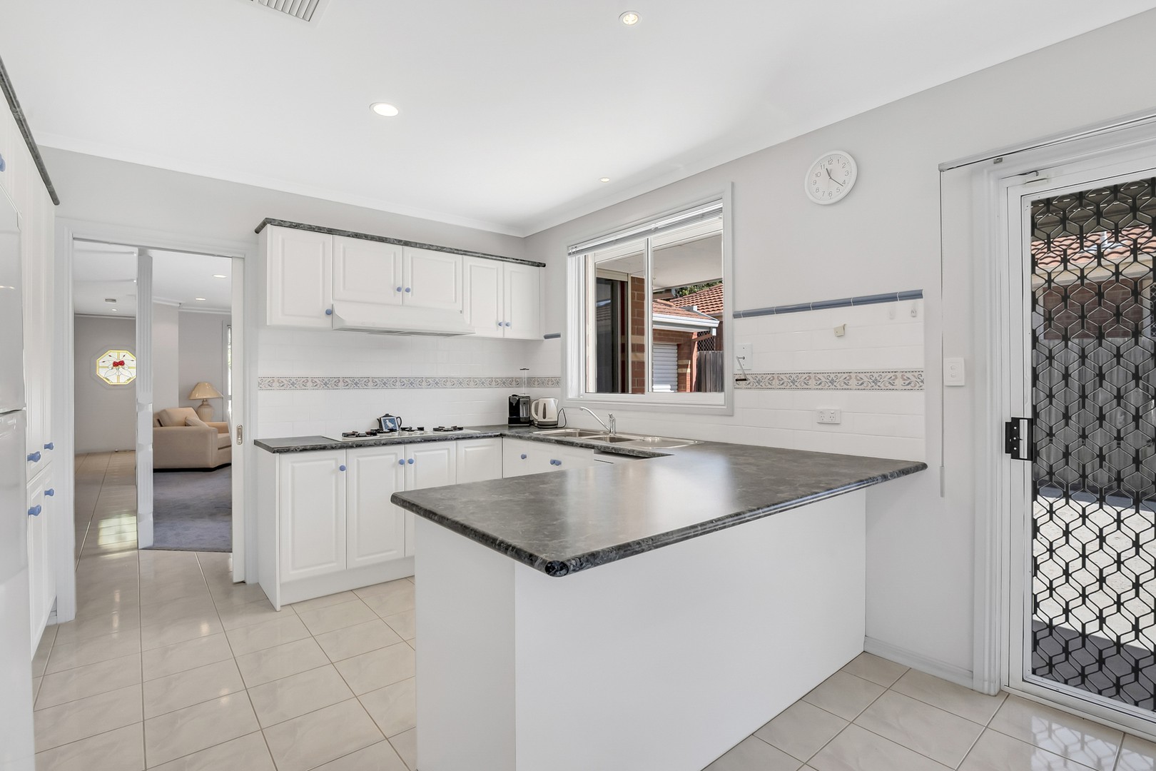 110 Roxburgh Park Drive, Roxburgh Park, VIC 3064, Roxburgh Park - Thumbnail 5
