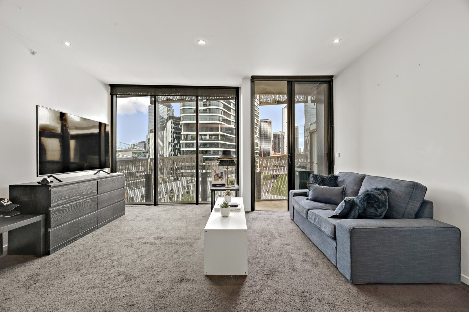 1100/18 Waterview Walk, Docklands, VIC 3008, Docklands - Thumbnail 2