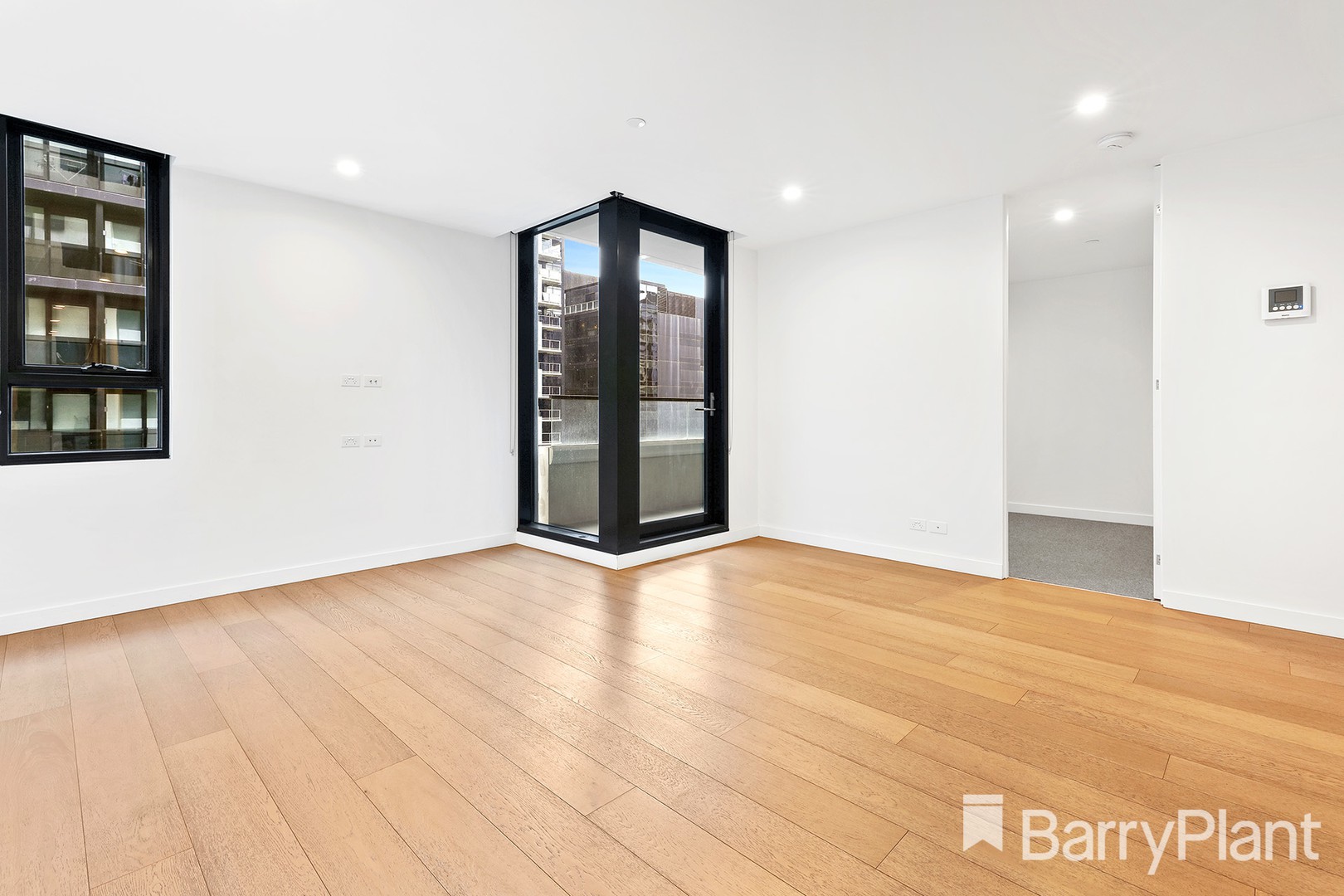 1102/10 Claremont Street, South Yarra, VIC 3141, South Yarra - Thumbnail 3