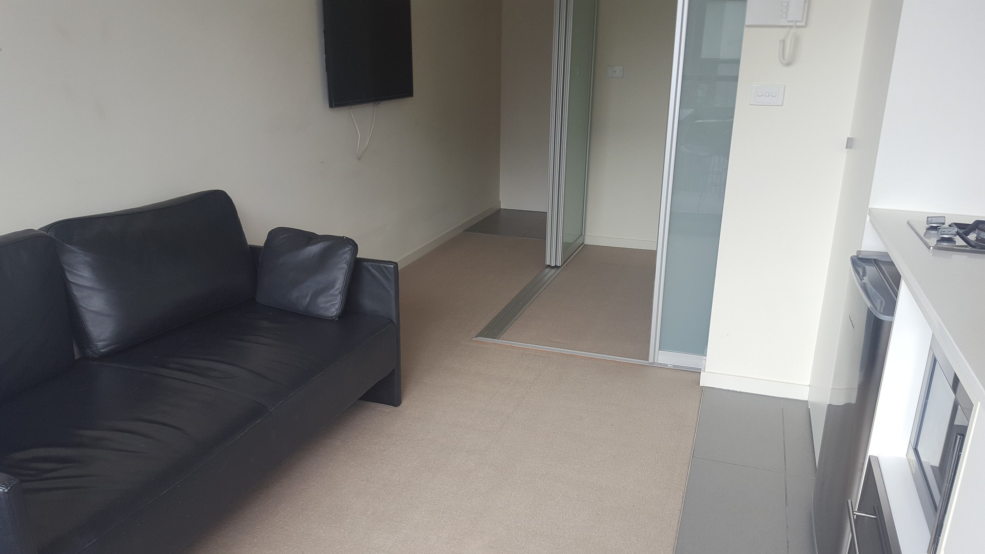 1102/243 Franklin  Street, Melbourne, VIC 3000 - Thumbnail 1 - 06/01/2022