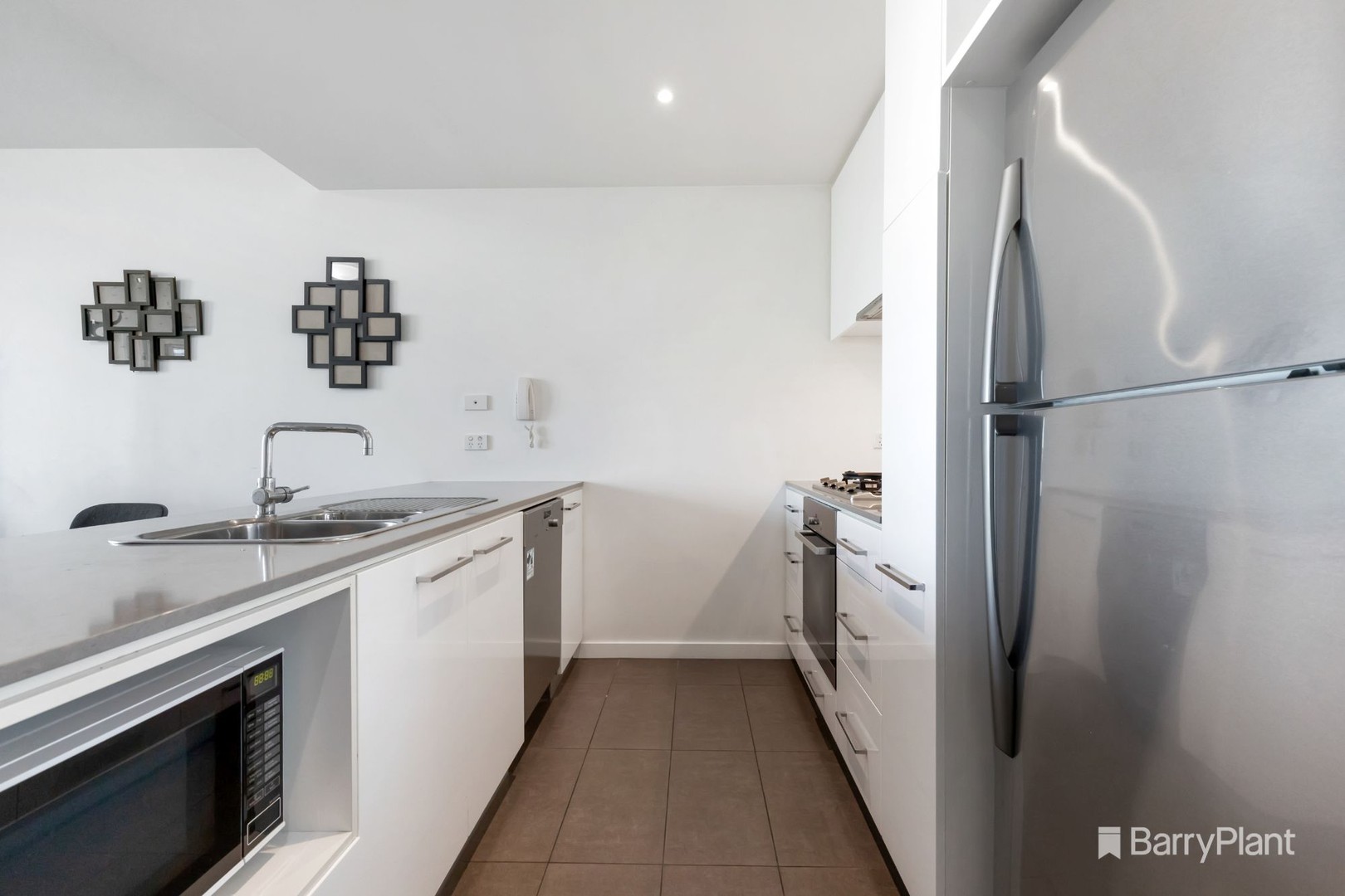 1103/8 Marmion Place, Docklands, VIC 3008, Docklands - Thumbnail 2
