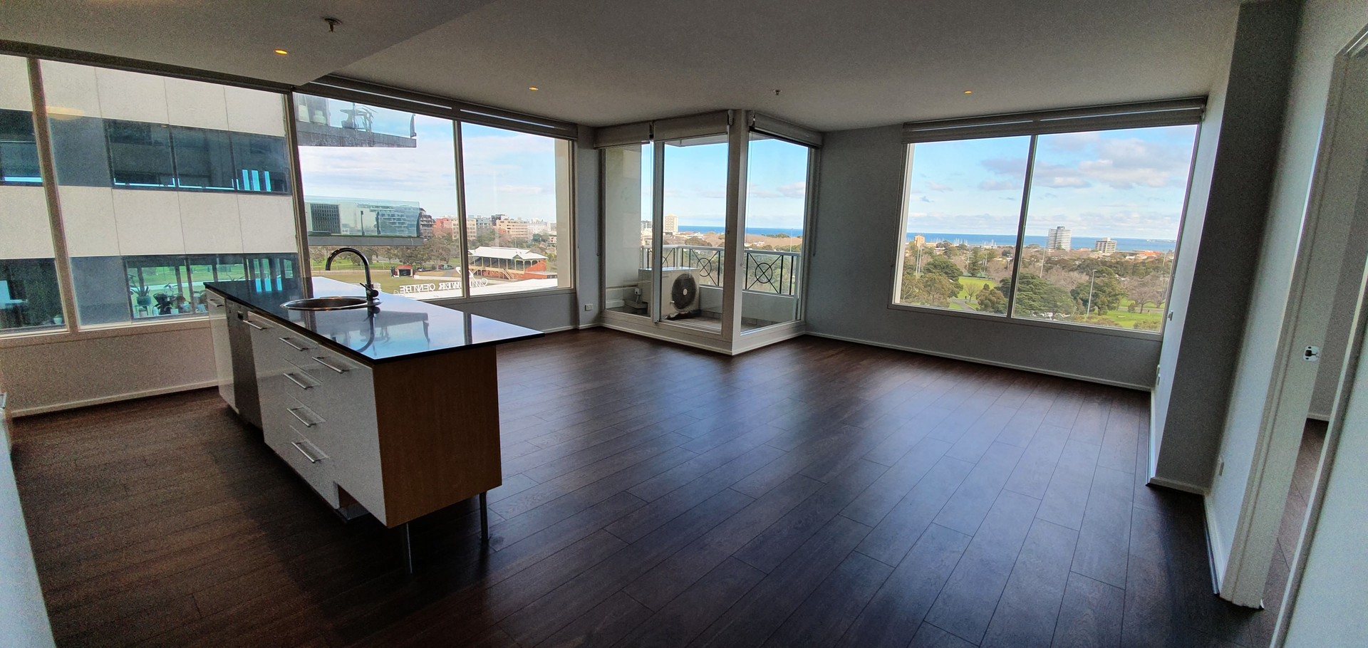 1104/82 Queens Road, Melbourne, VIC 3004, Melbourne - Thumbnail 2