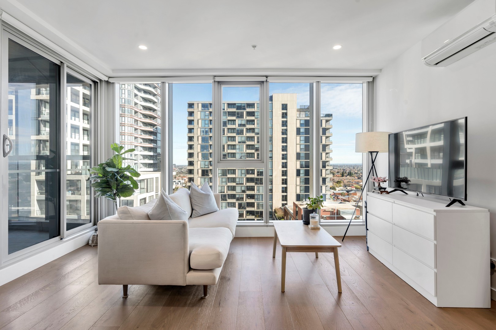 1105/15 Everage Street, Moonee Ponds, VIC 3039 - Thumbnail 2 - 25/07/2025