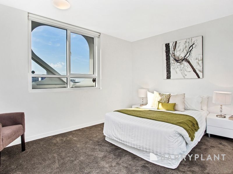 1106/55 Merchant Street, Docklands, VIC 3008 - Thumbnail 2 - 04/07/2025