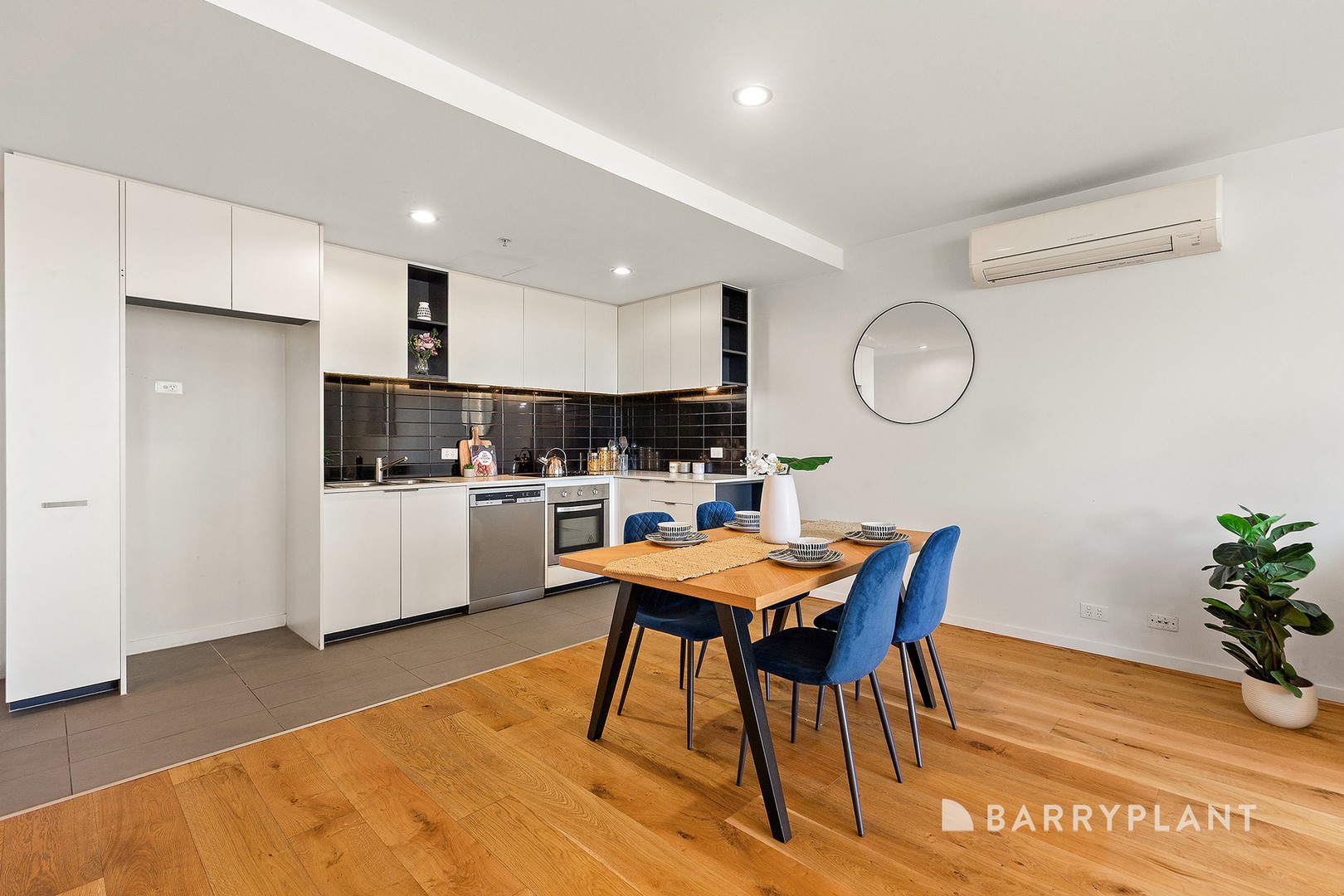 1106/55 Merchant Street, Docklands, VIC 3008, Docklands - Thumbnail 3