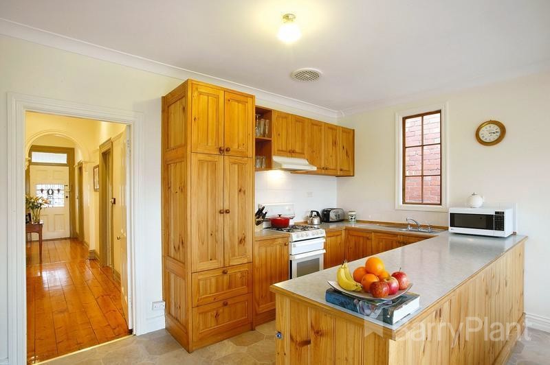 1107 Eyre Street, Newington, VIC 3350, Newington - Thumbnail 3