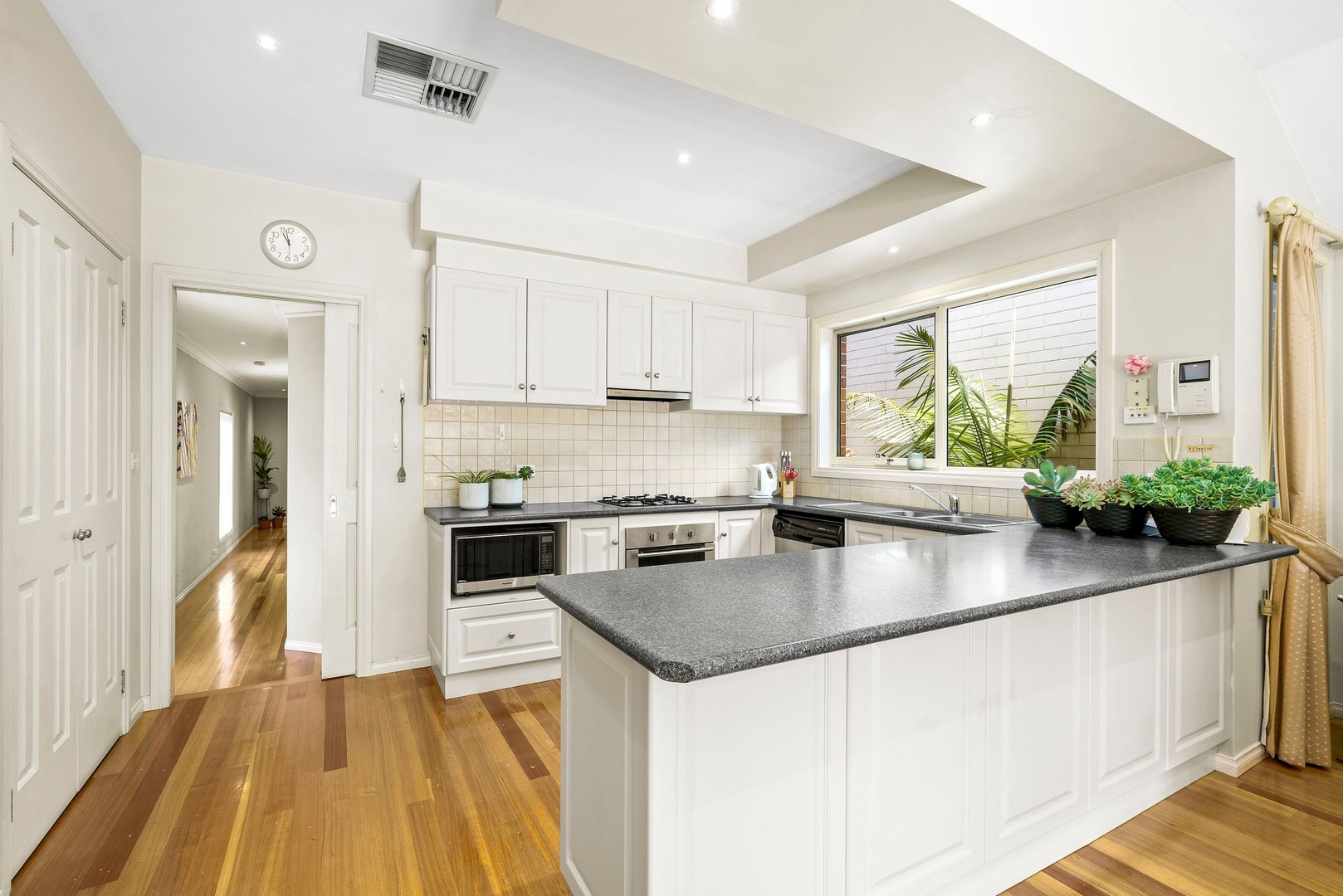 110A Hotham Road, Niddrie, VIC 3042, Niddrie - Thumbnail 4