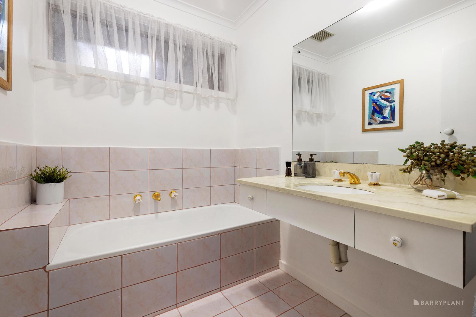 111 Buckingham Drive, Heidelberg, VIC 3084, Heidelberg - Thumbnail 7