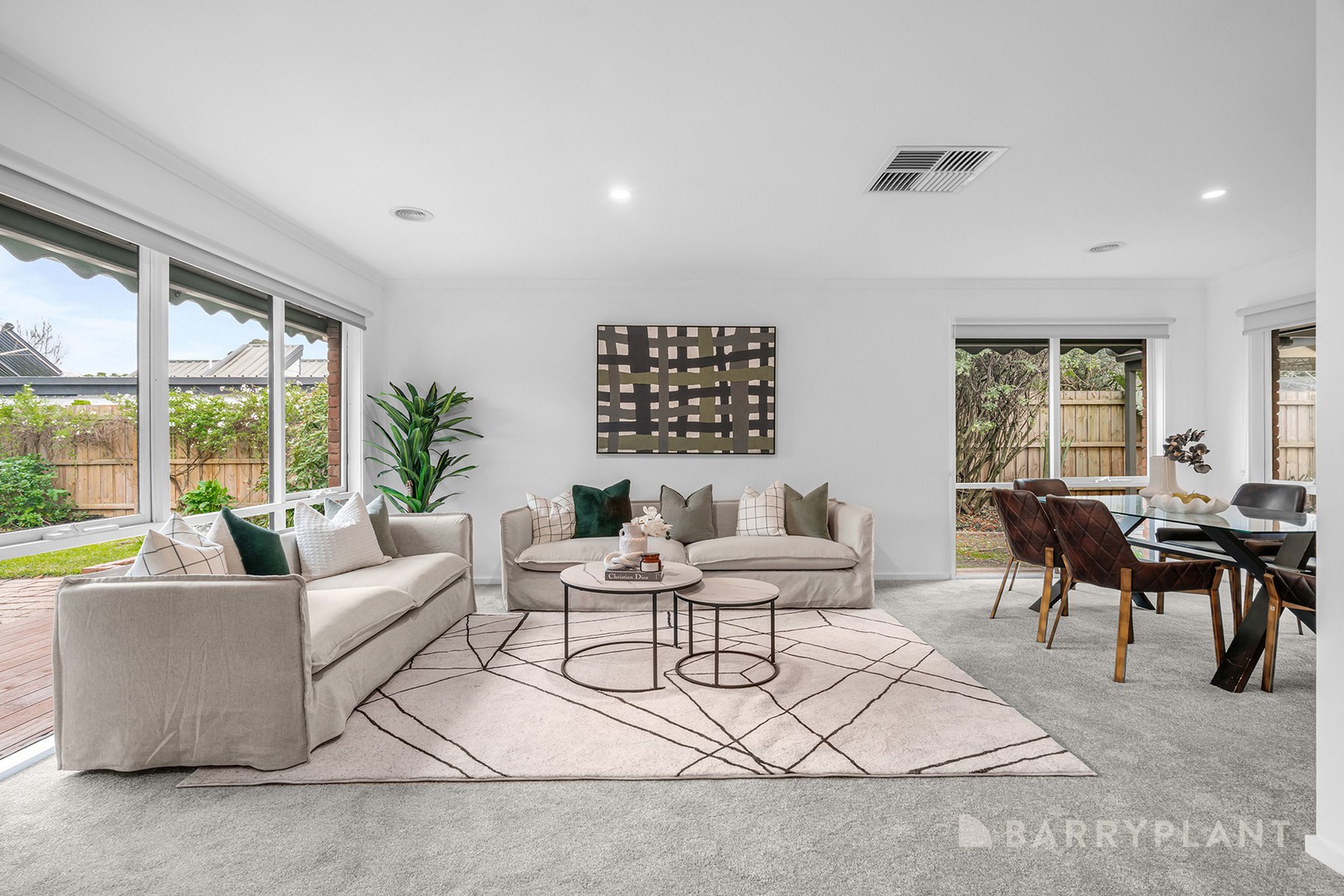 111 Fraser Crescent, Wantirna South, VIC 3152 - Thumbnail 2 - 18/06/2026