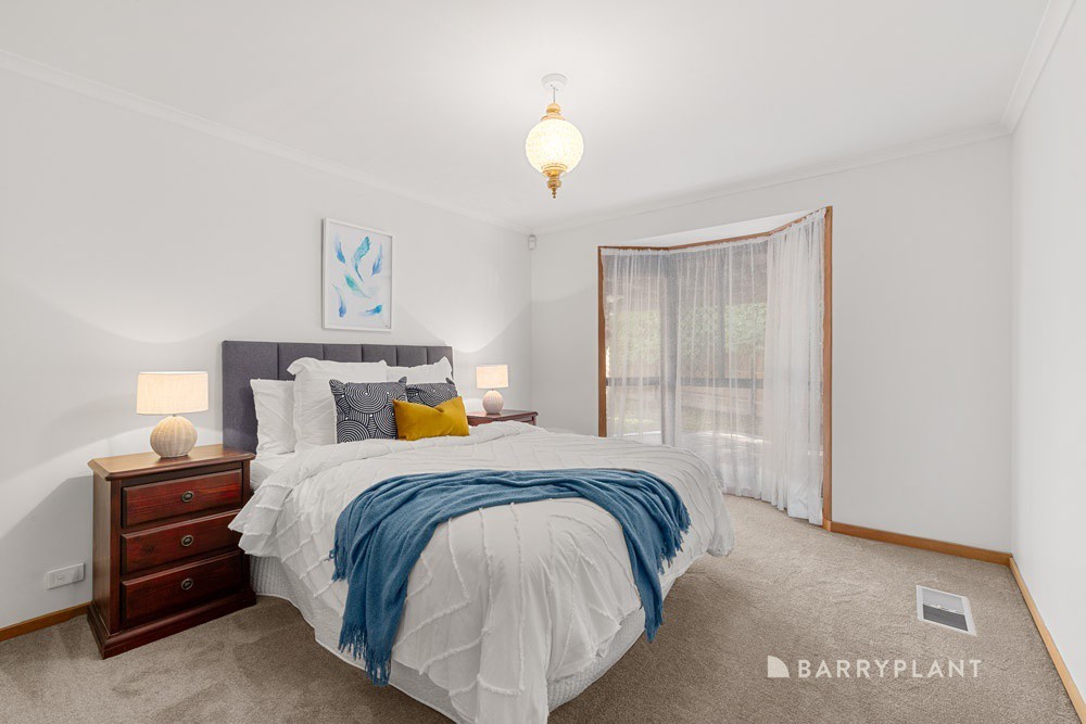 111 Romano Avenue, Mill Park, VIC 3082, Mill Park - Thumbnail 5