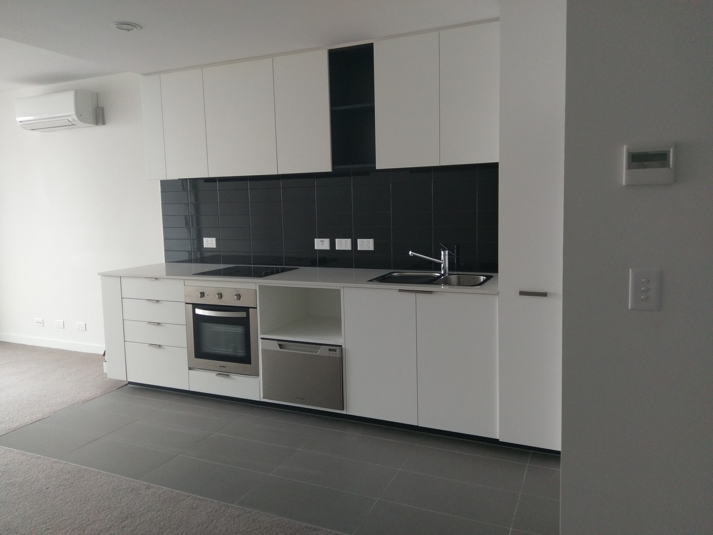 1117/55 Merchant Street, Docklands, VIC 3008, Docklands - Thumbnail 2