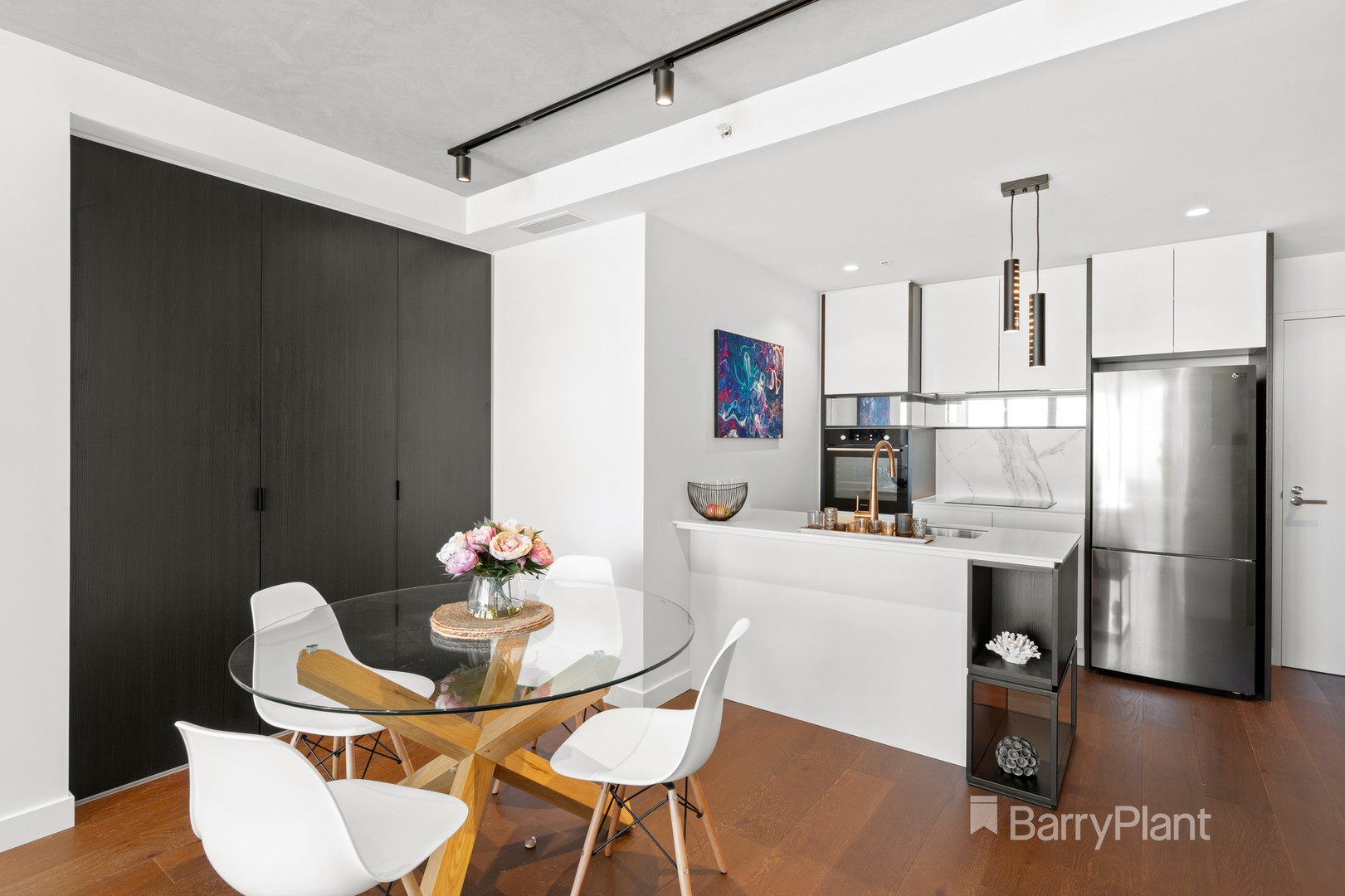 1118/154 Cremorne  Street, Richmond, VIC 3121 - Thumbnail 2 - 22/04/2022