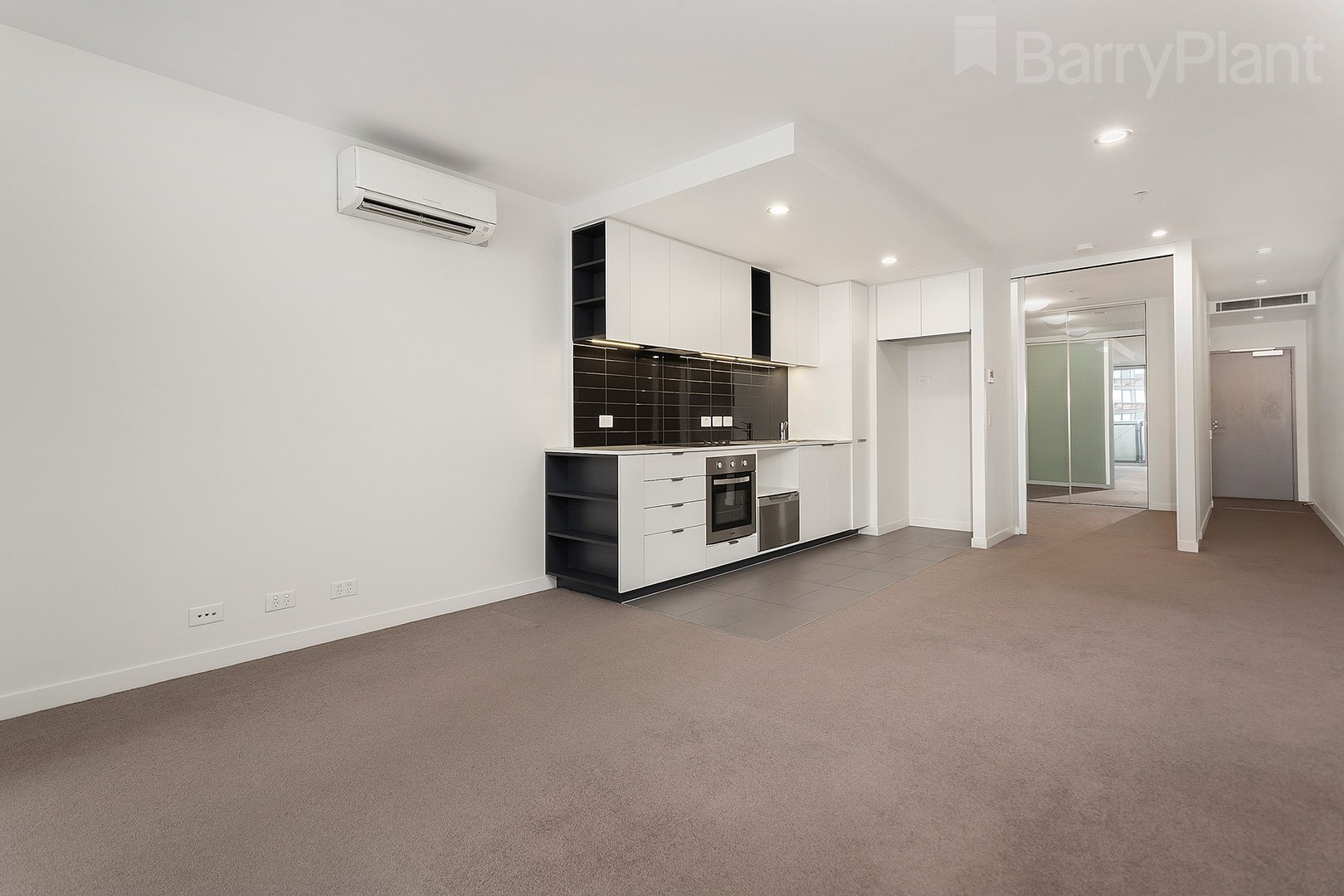 1118/55 Merchant Street, Docklands, VIC 3008 - Thumbnail 2 - 14/03/2023