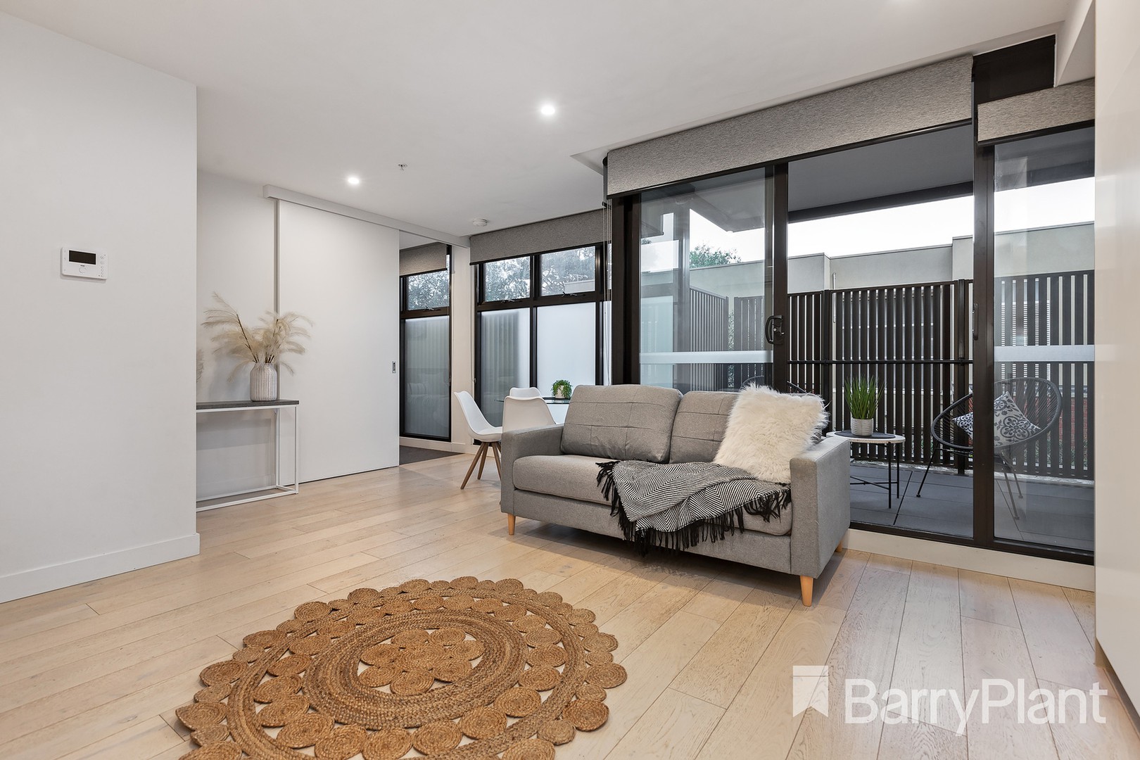 112/7 Nepean Highway, Elsternwick, VIC 3185, Elsternwick - Thumbnail 2