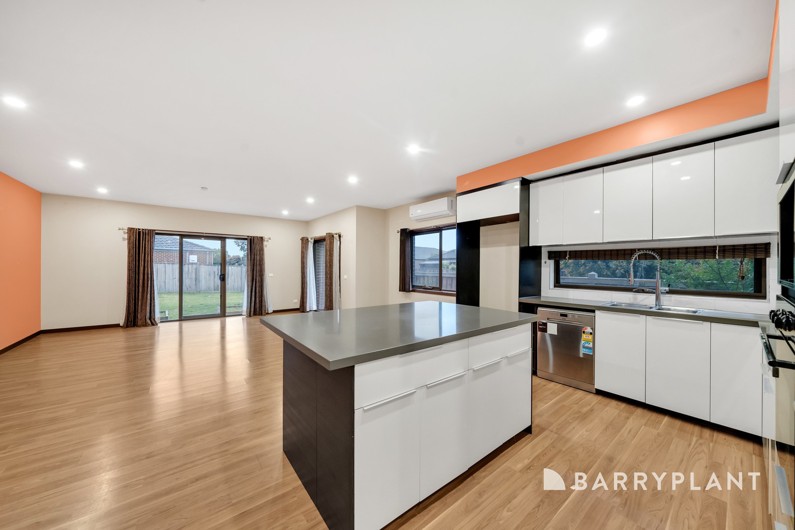 112 Fongeo Drive, Point Cook, VIC 3030 - Thumbnail 2 - 05/11/2025