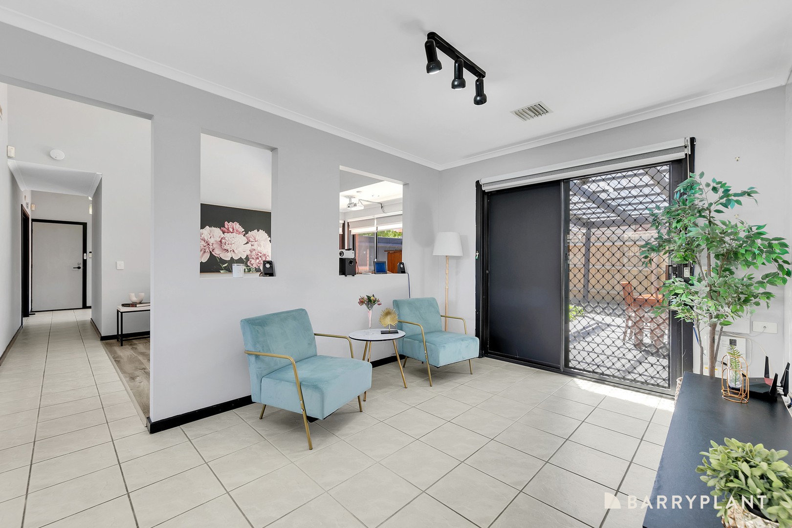 112 Garden Grove Drive, Mill Park, VIC 3082, Mill Park - Thumbnail 4