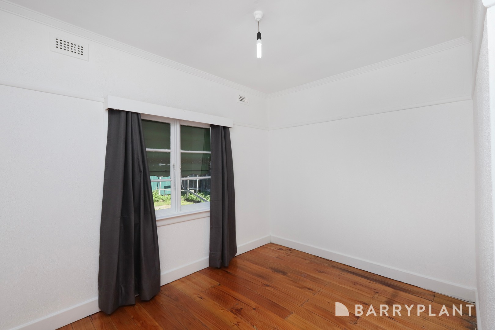 112 Hertford Road, Sunshine, VIC 3020, Sunshine - Thumbnail 4