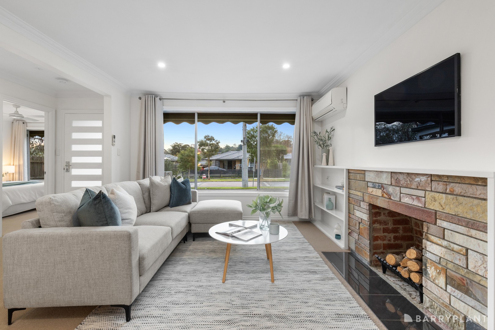 112 Lomond Avenue, Kilsyth, VIC 3137, Kilsyth - Thumbnail 2