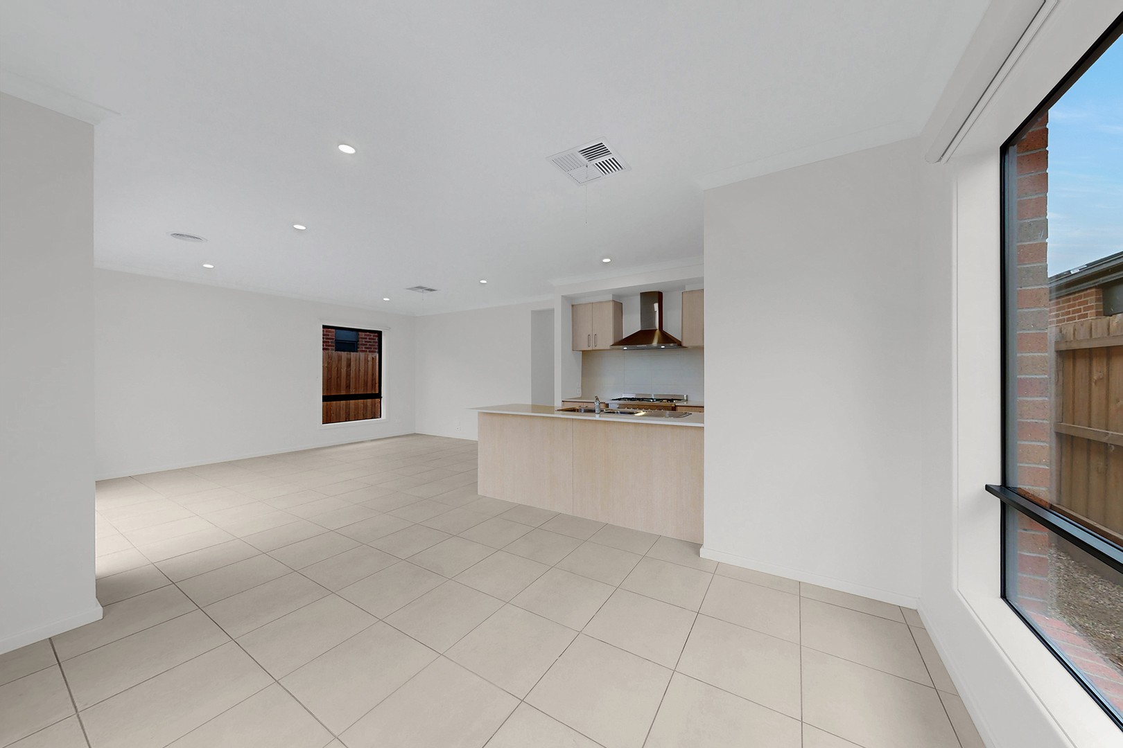 112 Newbridge Blvd, Wallan, VIC 3756, Wallan - Thumbnail 2