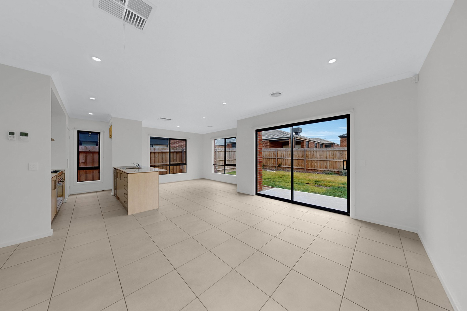 112 Newbridge Blvd, Wallan, VIC 3756, Wallan - Thumbnail 5
