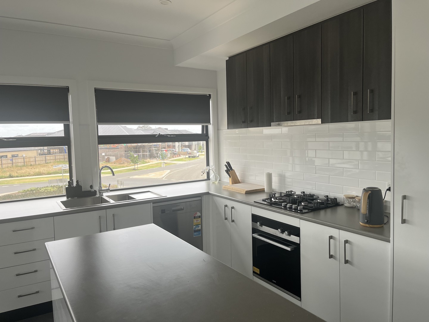 112 Newmarket  Road, Werribee, VIC 3030 - Thumbnail 1 - 15/11/2023