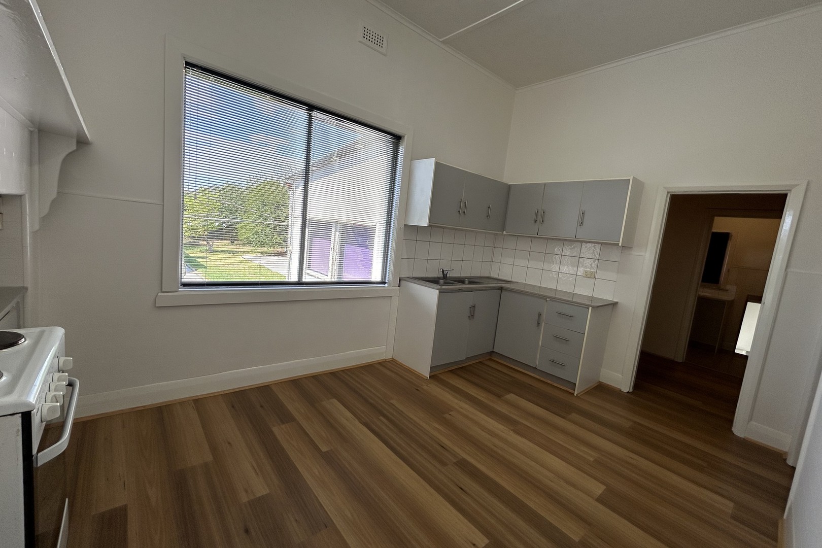 112 Nicholson Street, Coburg, VIC 3058, Coburg - Thumbnail 3