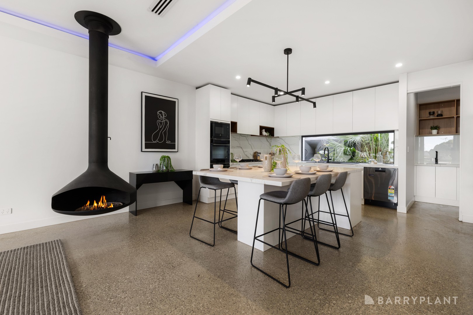 112 Pleasant Road, Templestowe Lower, VIC 3107 - Thumbnail 2 - 03/09/2026