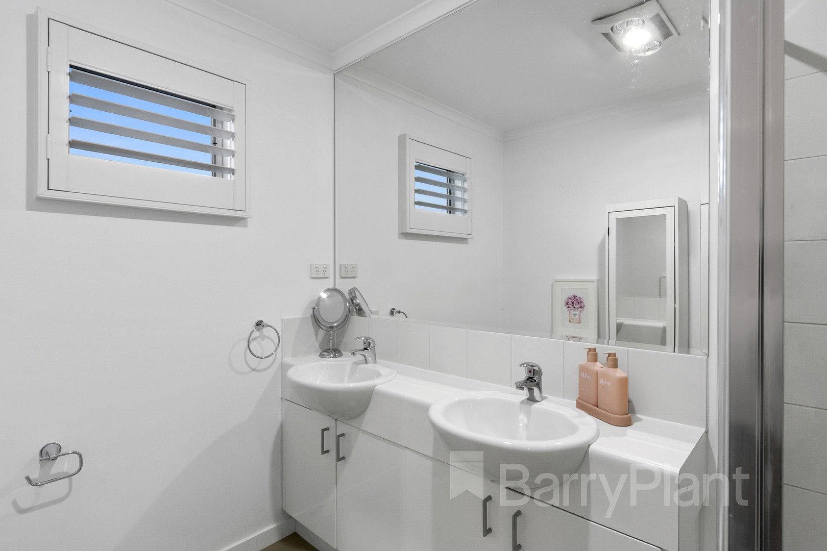 112 Sovereign Manors Crescent, Rowville, VIC 3178, Rowville - Thumbnail 8