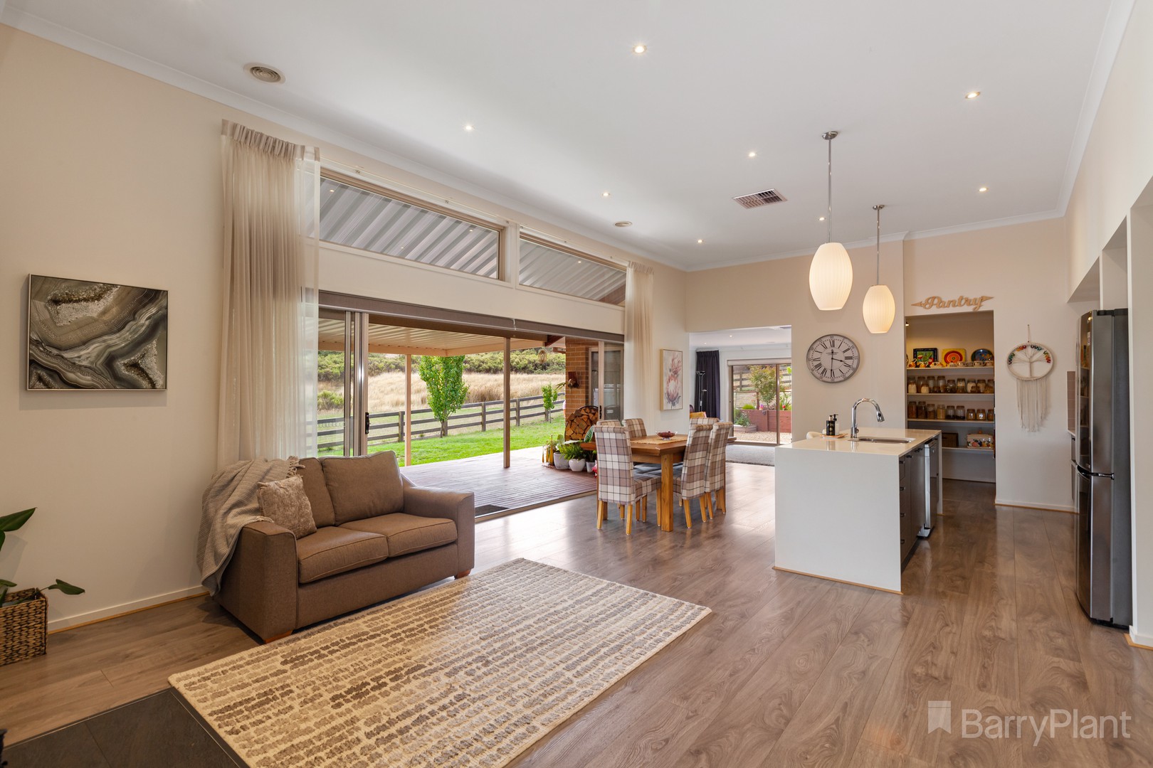 112 Valley Drive, Hidden Valley, VIC 3756, Hidden Valley - Thumbnail 2