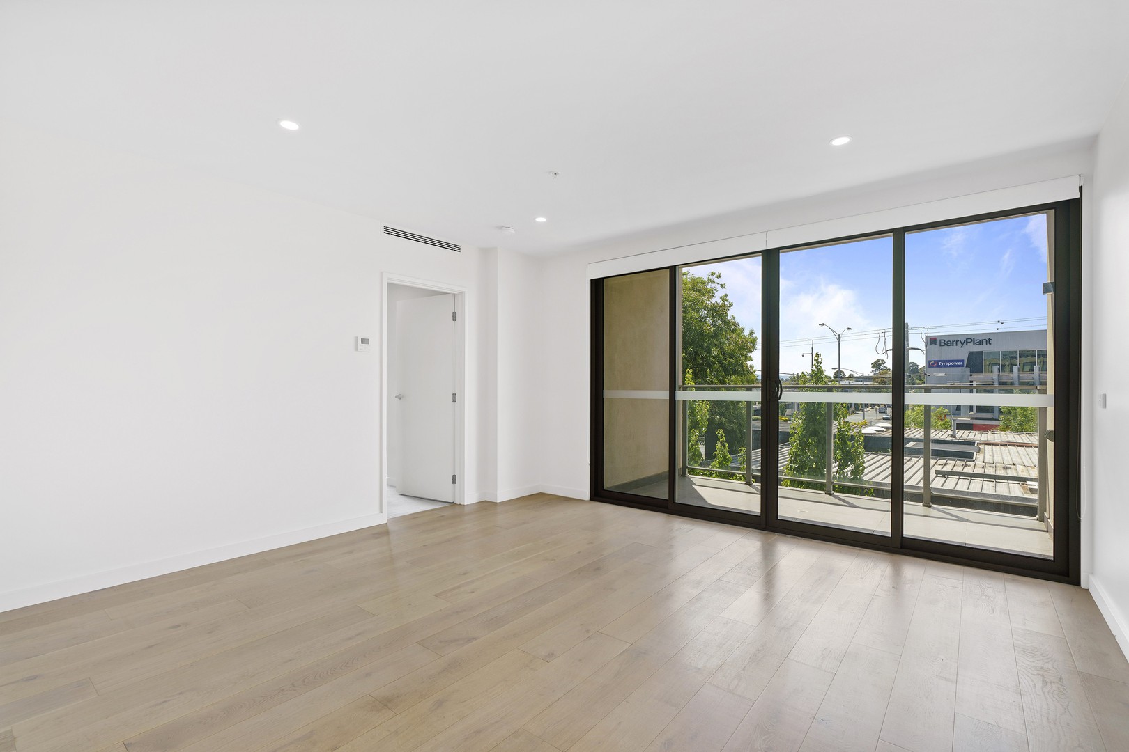 113/832 Doncaster Road, Doncaster, VIC 3108, Doncaster - Thumbnail 6
