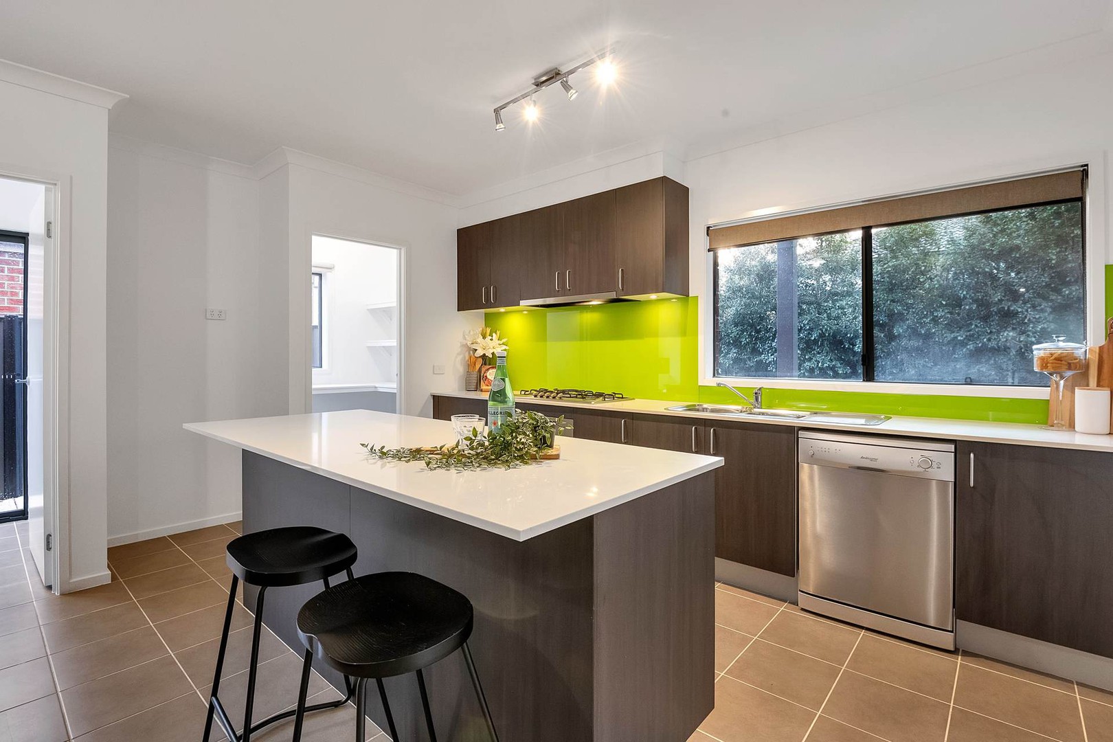 113 Newbury Boulevard, Craigieburn, VIC 3064, Craigieburn - Thumbnail 3