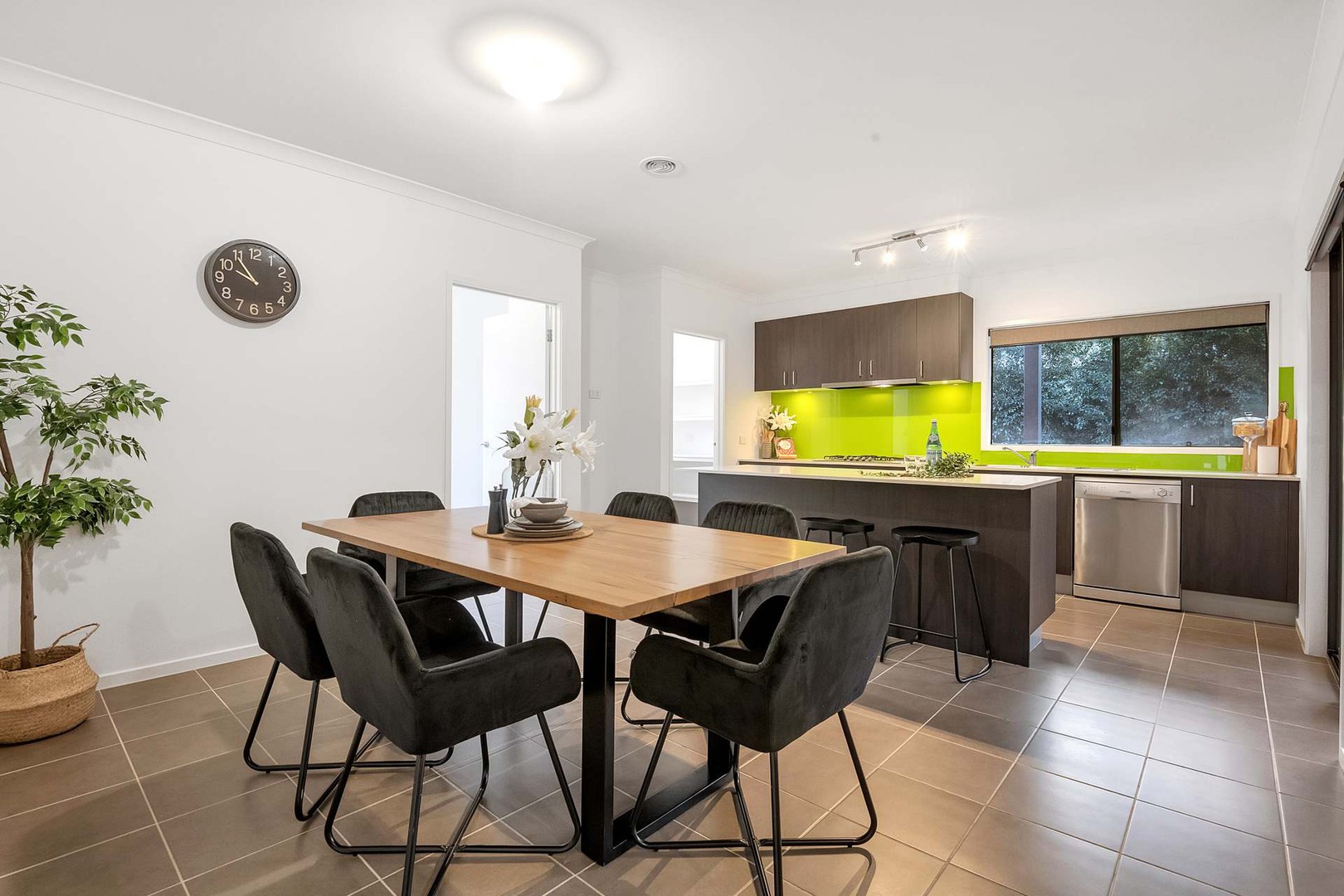 113 Newbury Boulevard, Craigieburn, VIC 3064, Craigieburn - Thumbnail 5