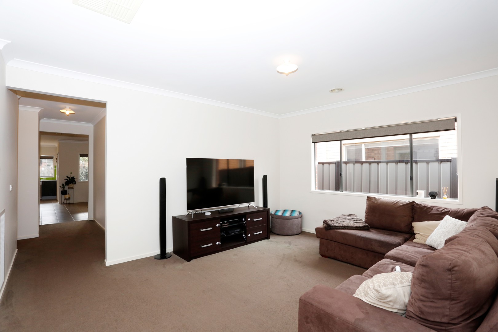 113 Newbury Boulevard, Craigieburn, VIC 3064, Craigieburn - Thumbnail 3