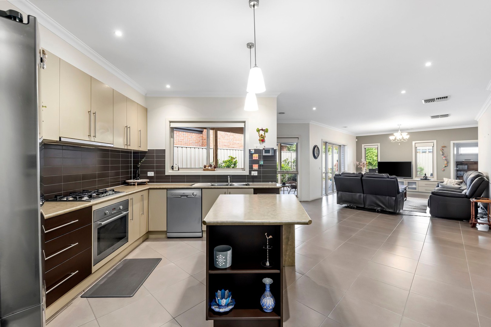 113 Waverley Street, Moonee Ponds, VIC 3039, Moonee Ponds - Thumbnail 3
