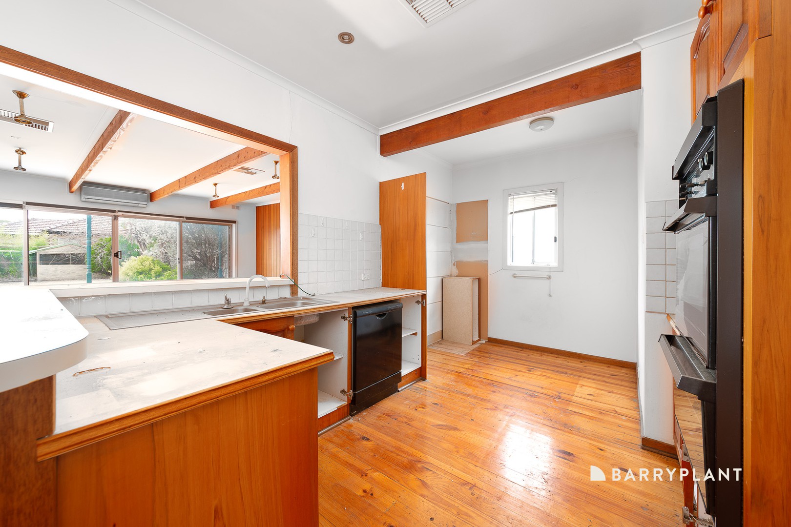 114 Middle Street, Hadfield, VIC 3046, Hadfield - Thumbnail 4