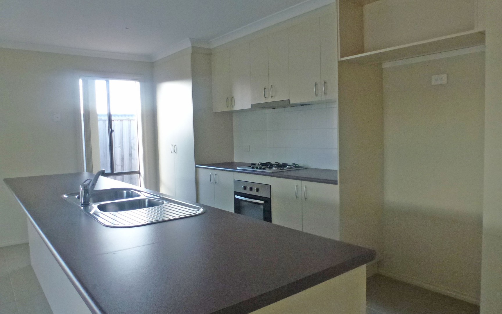 114 Phillip DriveSunbury, VIC 3429  - Leased, Sunbury - Thumbnail 2