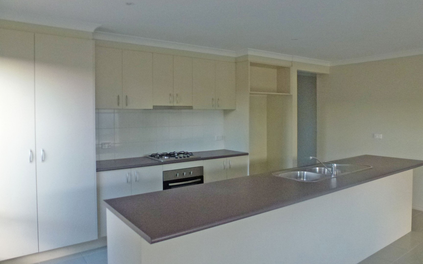114 Phillip DriveSunbury, VIC 3429  - Leased, Sunbury - Thumbnail 3
