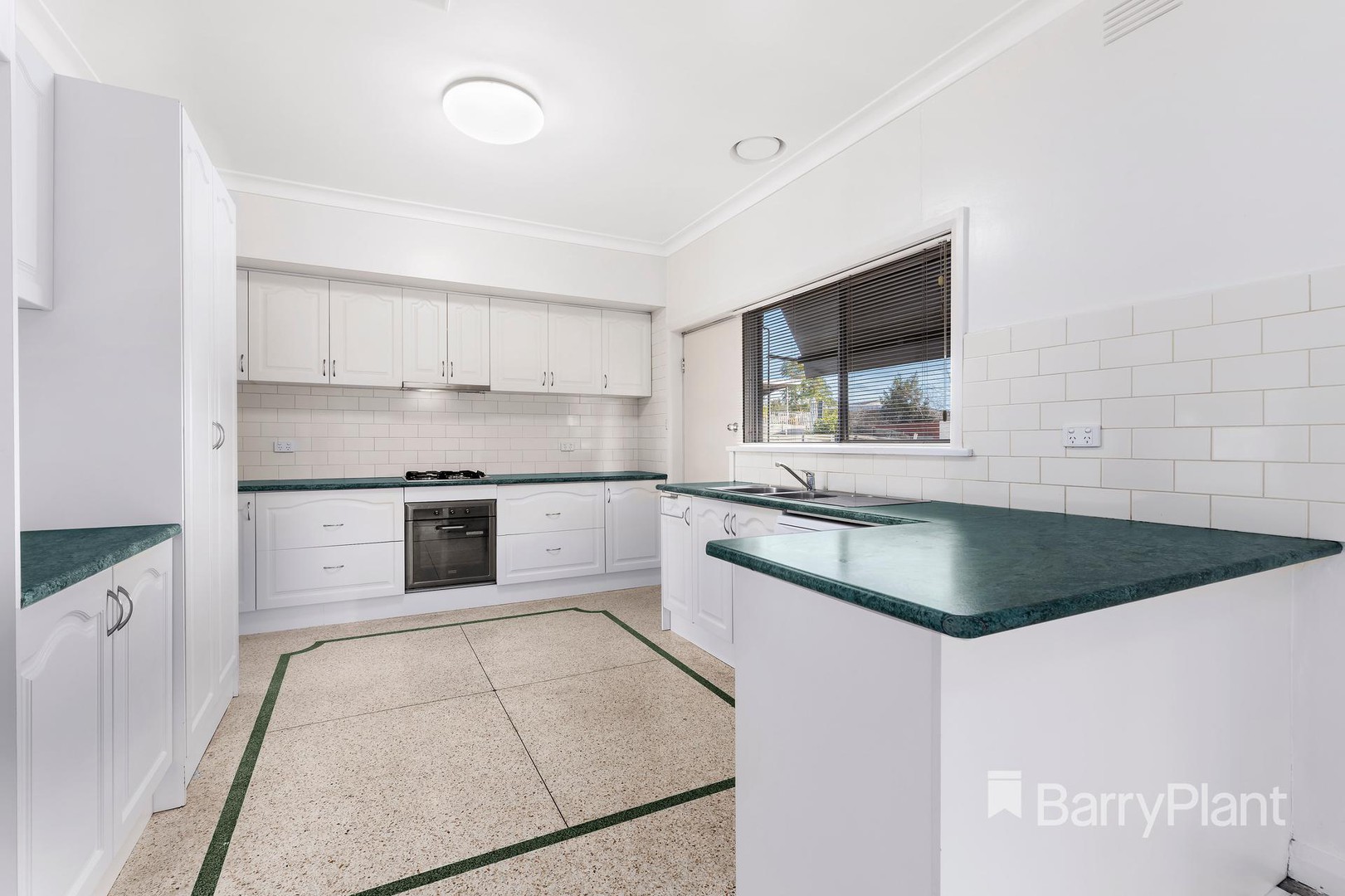 114 Templestowe Road, Templestowe Lower, VIC 3107, Bulleen - Thumbnail 4