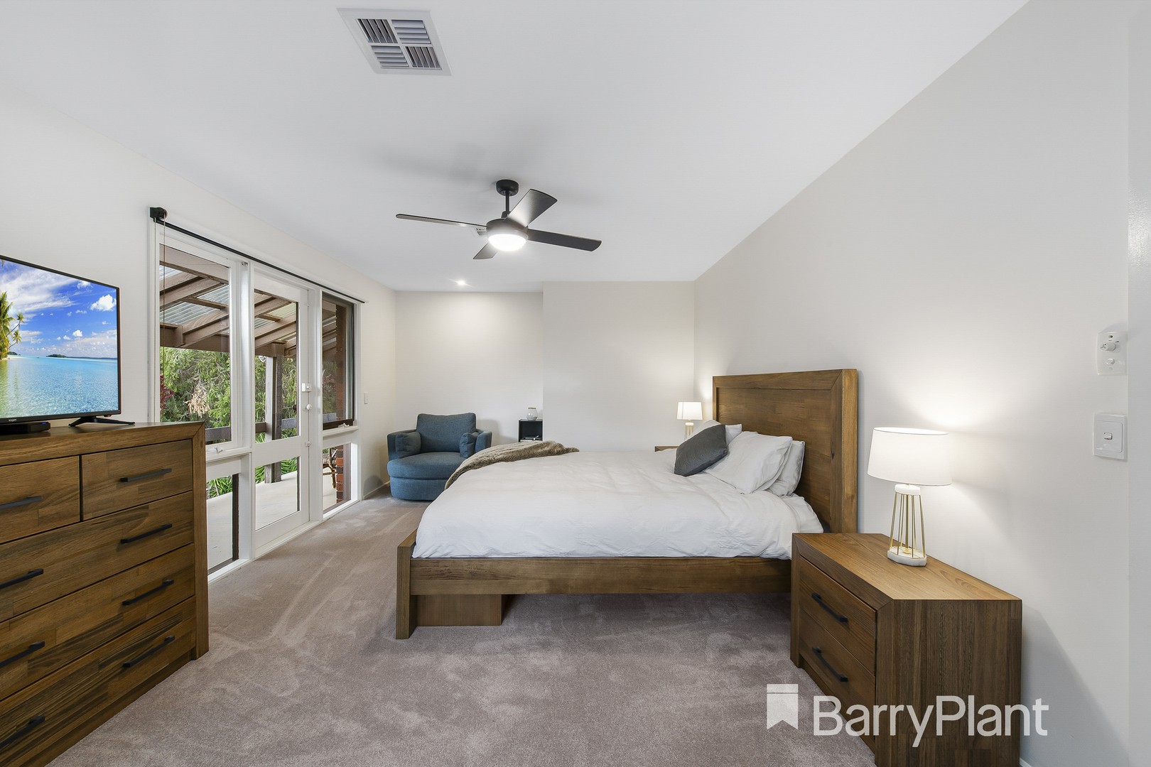 114 West Melton Drive, Melton West, VIC 3337, Melton West - Thumbnail 4