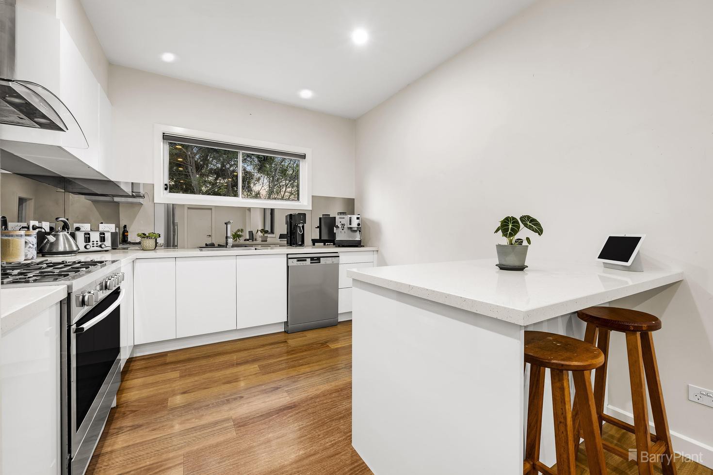 115 Bellevue Avenue, Rosanna, VIC 3084, Rosanna - Thumbnail 3