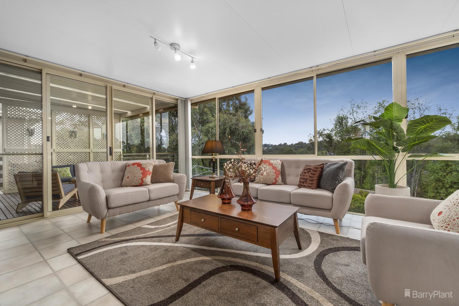 115 Santa Rosa Boulevard, Doncaster East, VIC 3109, Doncaster East - Thumbnail 2