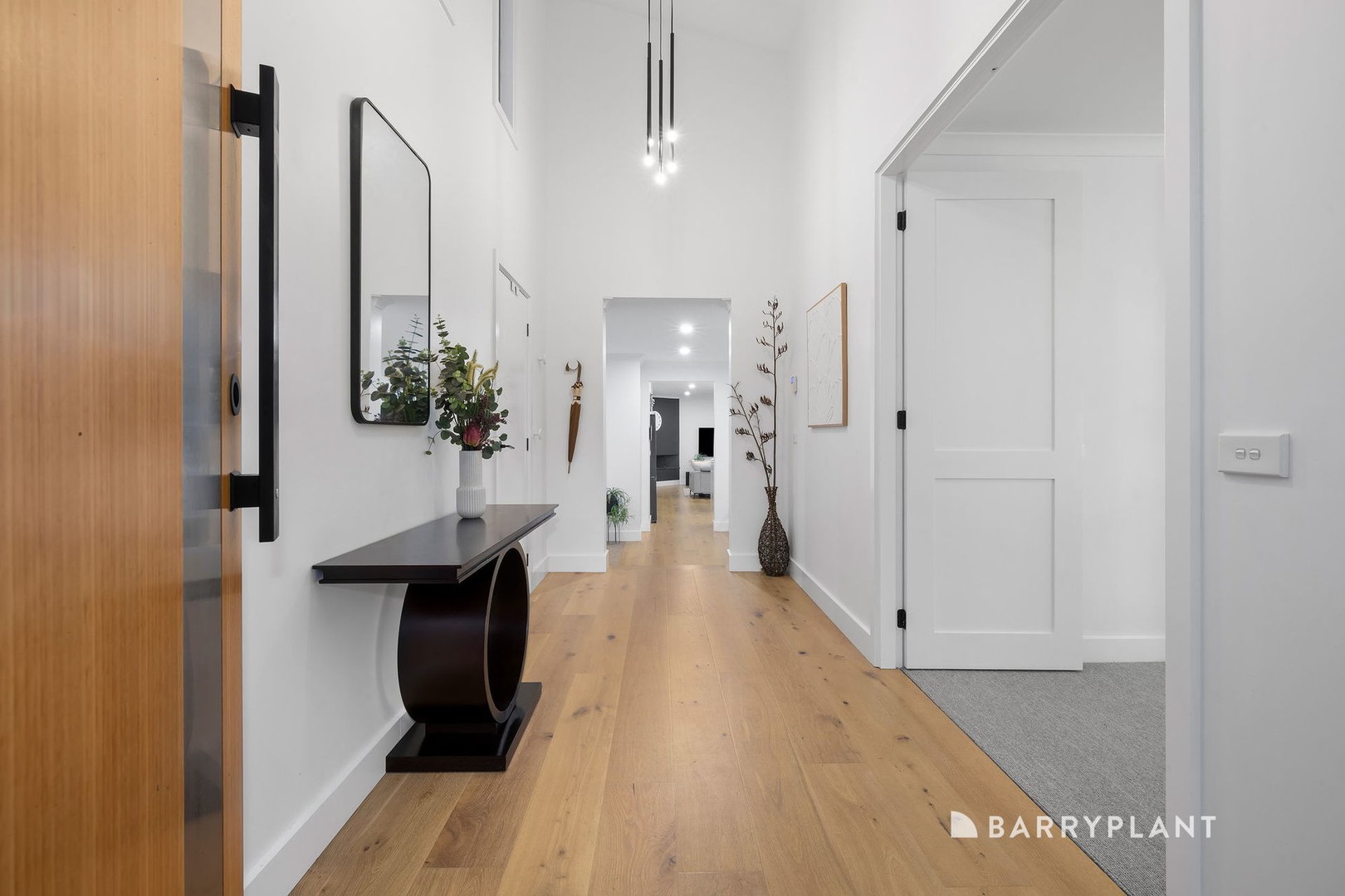 115 Springthorpe Boulevard, Macleod, VIC 3085 - Thumbnail 2 - 05/03/2026