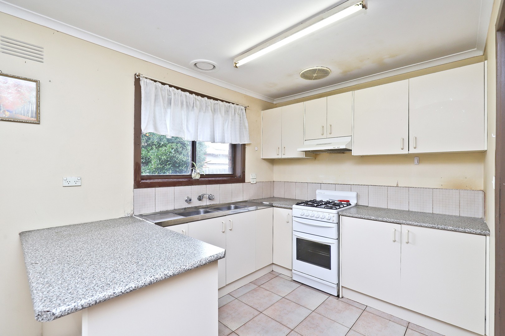 115 St Albans Road, St Albans, VIC 3021, St Albans - Thumbnail 2
