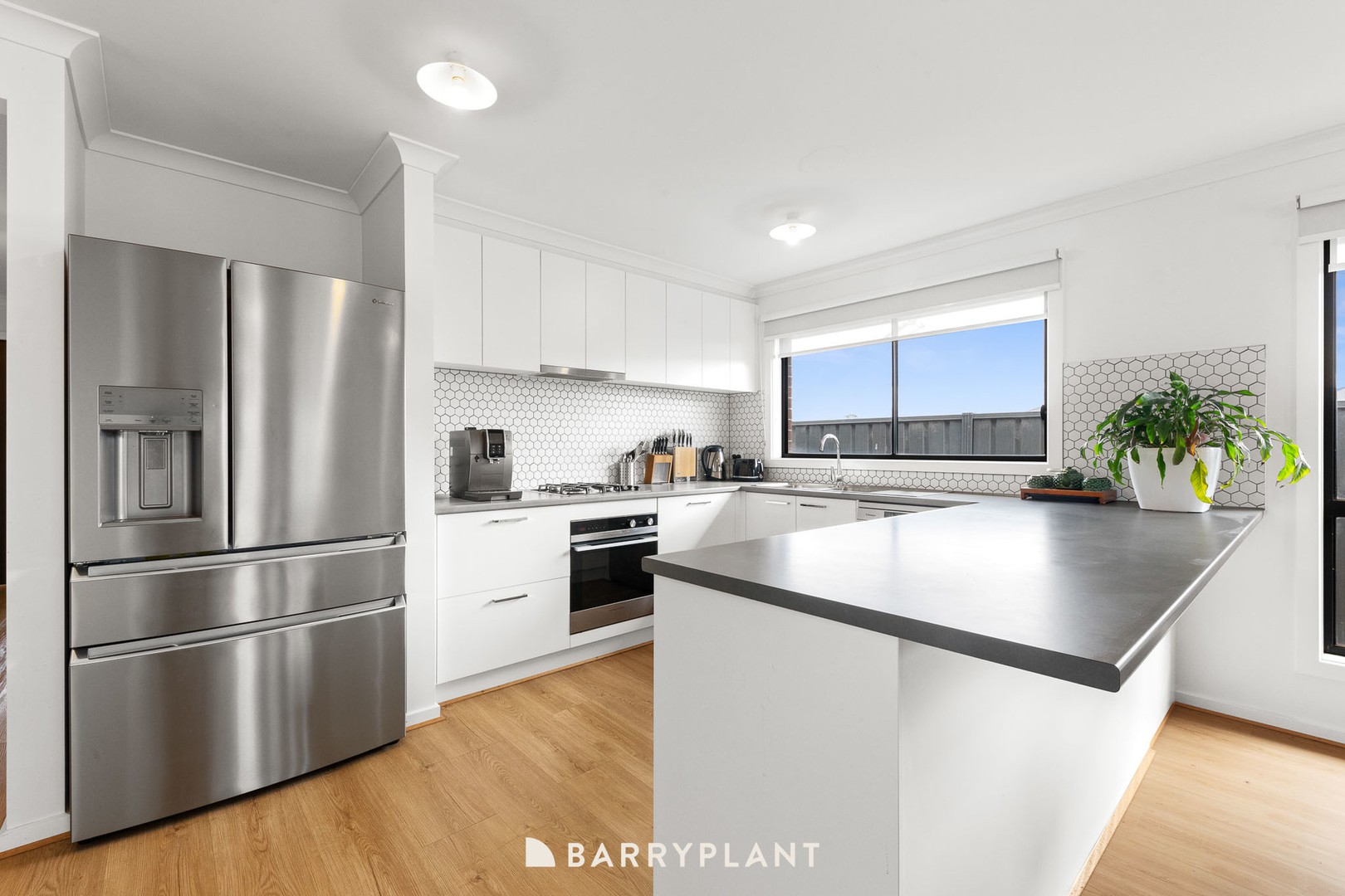 116 Athenaeum Avenue, Clyde North, VIC 3978, Clyde North - Thumbnail 4