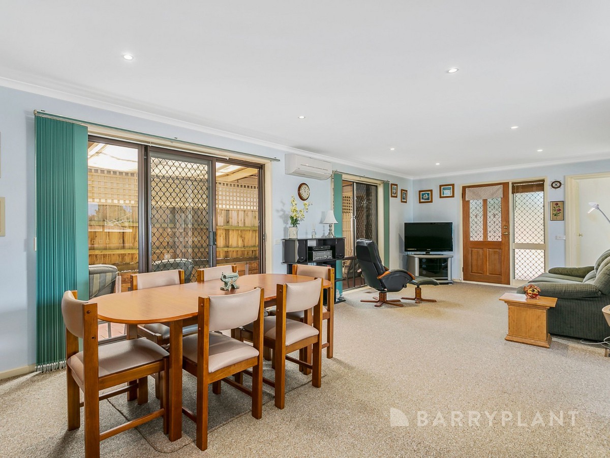 116 Fourth Avenue, Rosebud, VIC 3939, Rosebud - Thumbnail 2