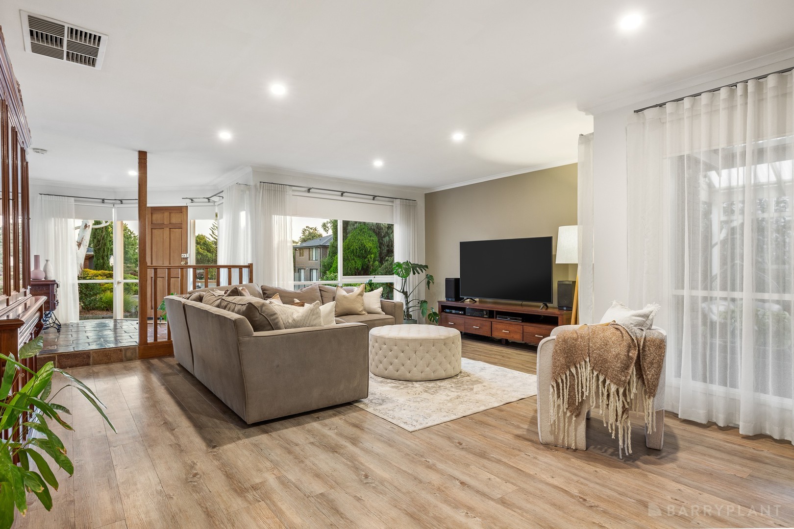 116 Fraser Crescent, Wantirna South, VIC 3152, Wantirna South - Thumbnail 3