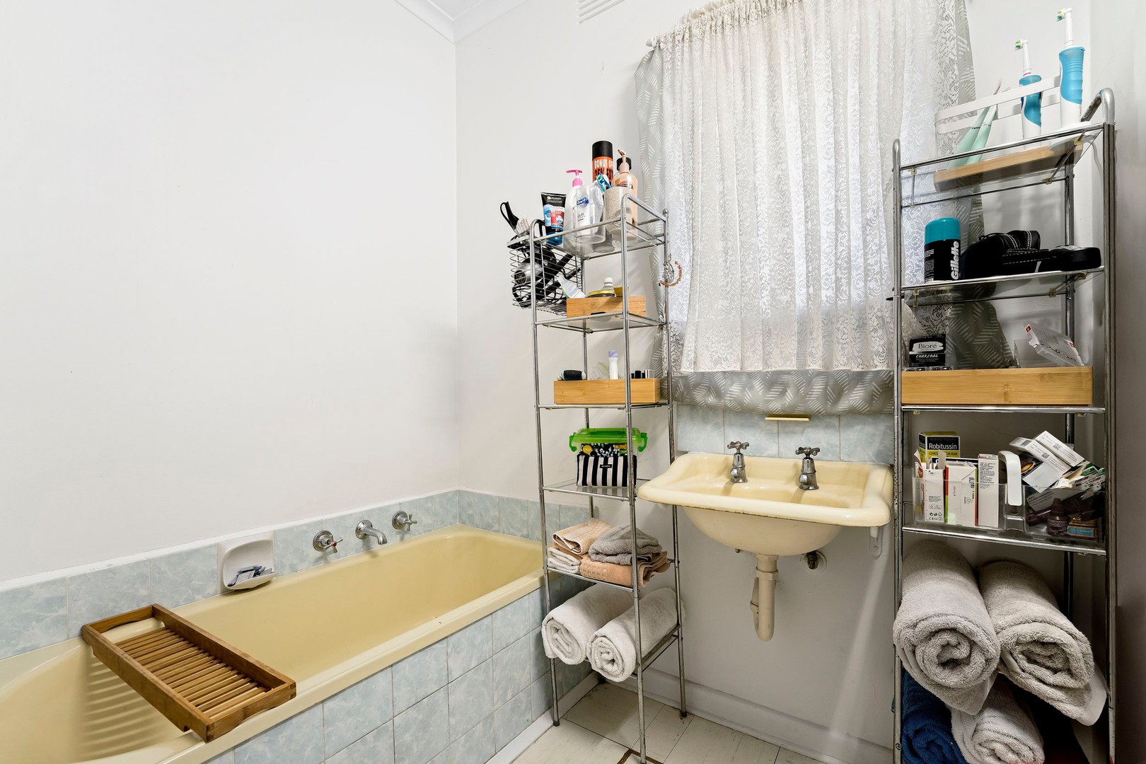 116 Halsey Road, Airport West, VIC 3042, Airport West - Thumbnail 5