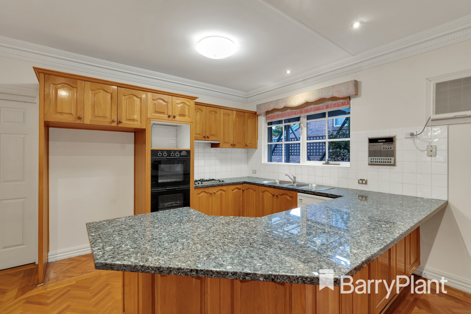 117 Leeds Road, Mount Waverley, VIC 3149, Mount Waverley - Thumbnail 4