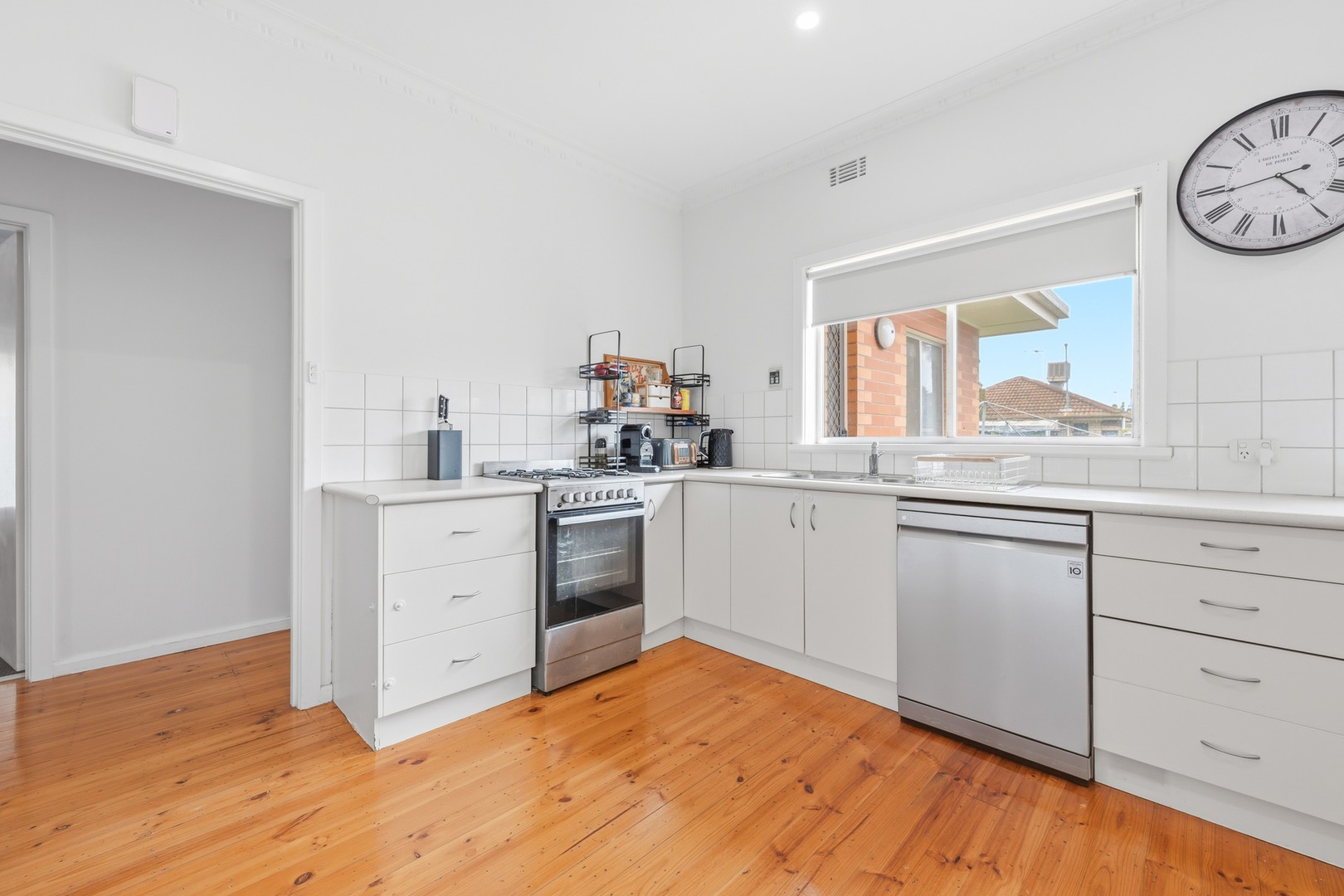 117 Ontario Avenue, Mildura, VIC 3500 - Thumbnail 2 - 07/11/2025