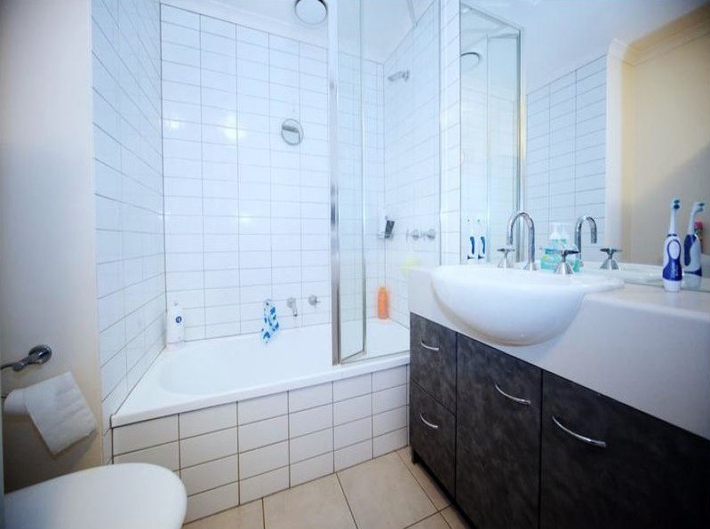 118/118 Dudley Street, West Melbourne, VIC 3003 - Thumbnail 2 - 11/05/2026